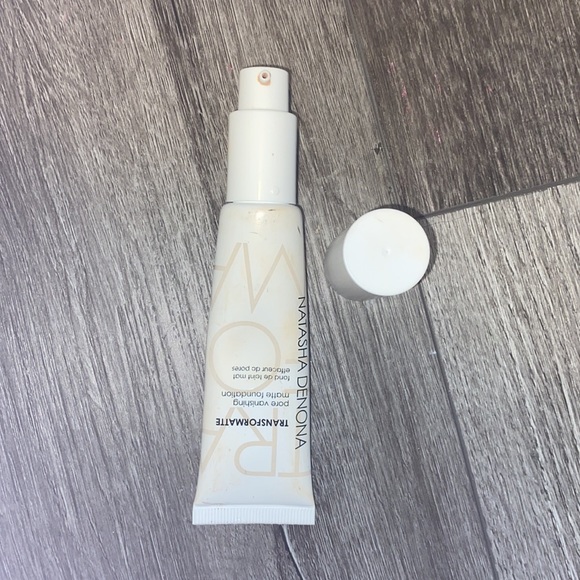 Natasha Denona Transformatte Pore Vanishing Matte Foundation - Picture 3 of 5